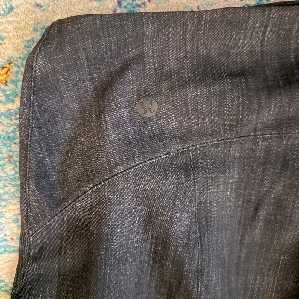 Lululemon City Sleek Pant Womens 8 Dark Indigo Excellent Warpstreme 7/8 Length - Picture 5 of 5